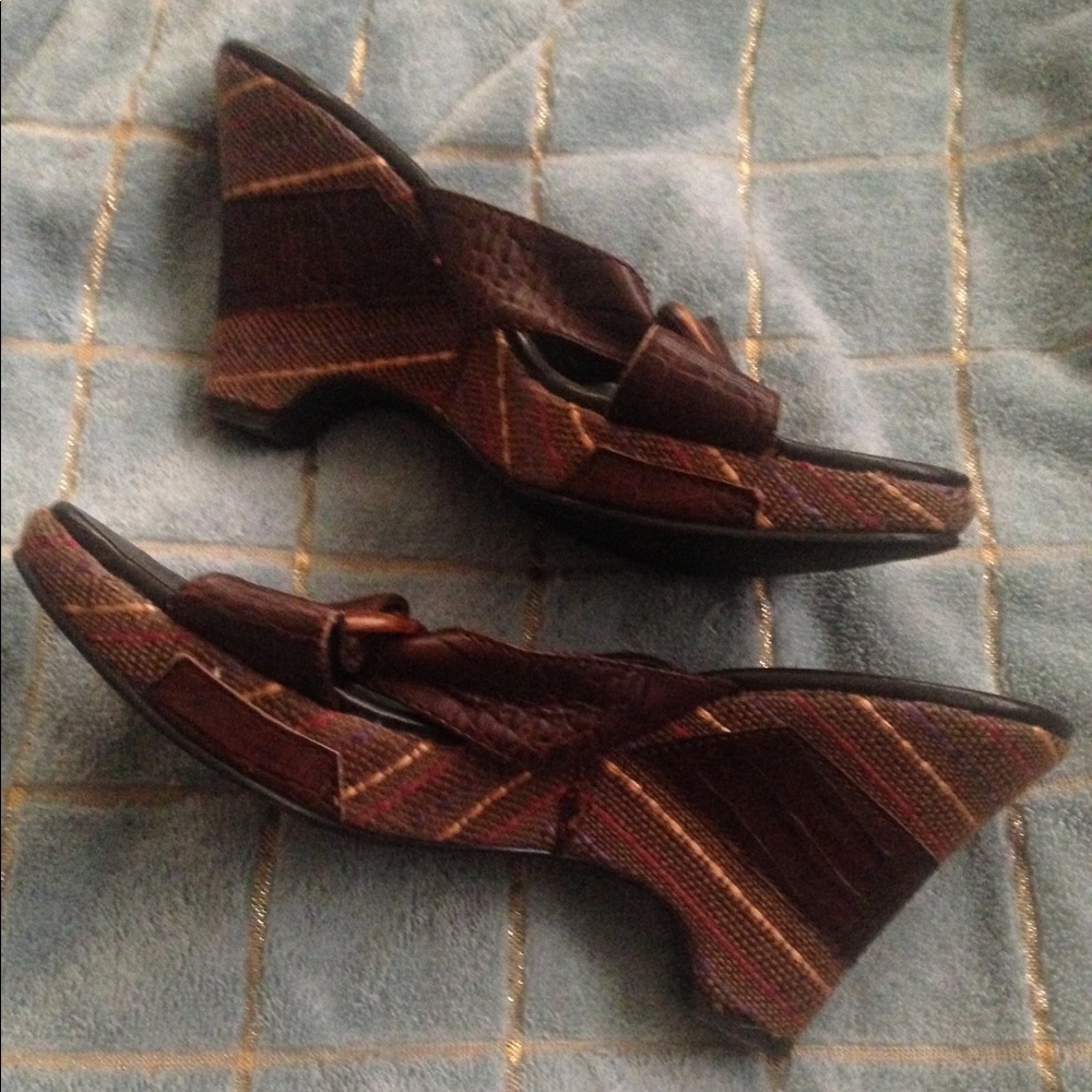 A. MARINELLI  Sandal wedges SZ 7